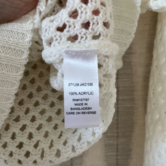 Knit mesh sweater in Ivory. Size small. NWOT - Picture 5 of 5